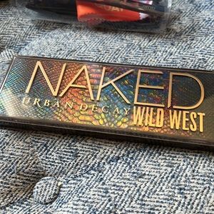 Urban Decay naked Wild West eyeshadow palette